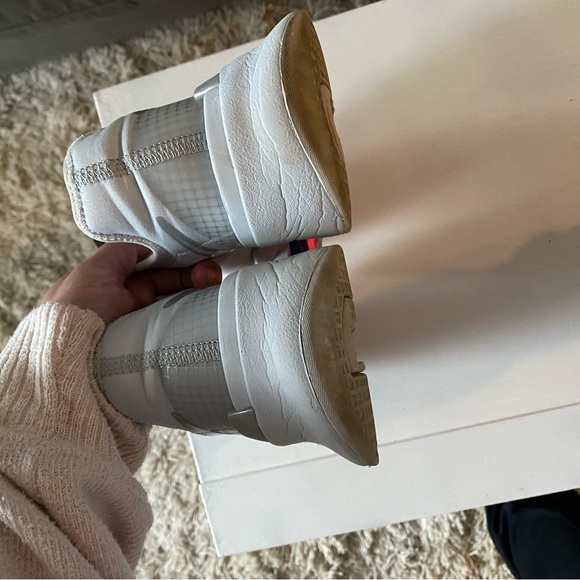 Nike Sneakers - Picture 5 of 6